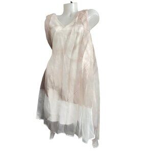 MAKING THE CUT  Layered Sleeveless V-Neck Dress With Flowing Hemline Size M